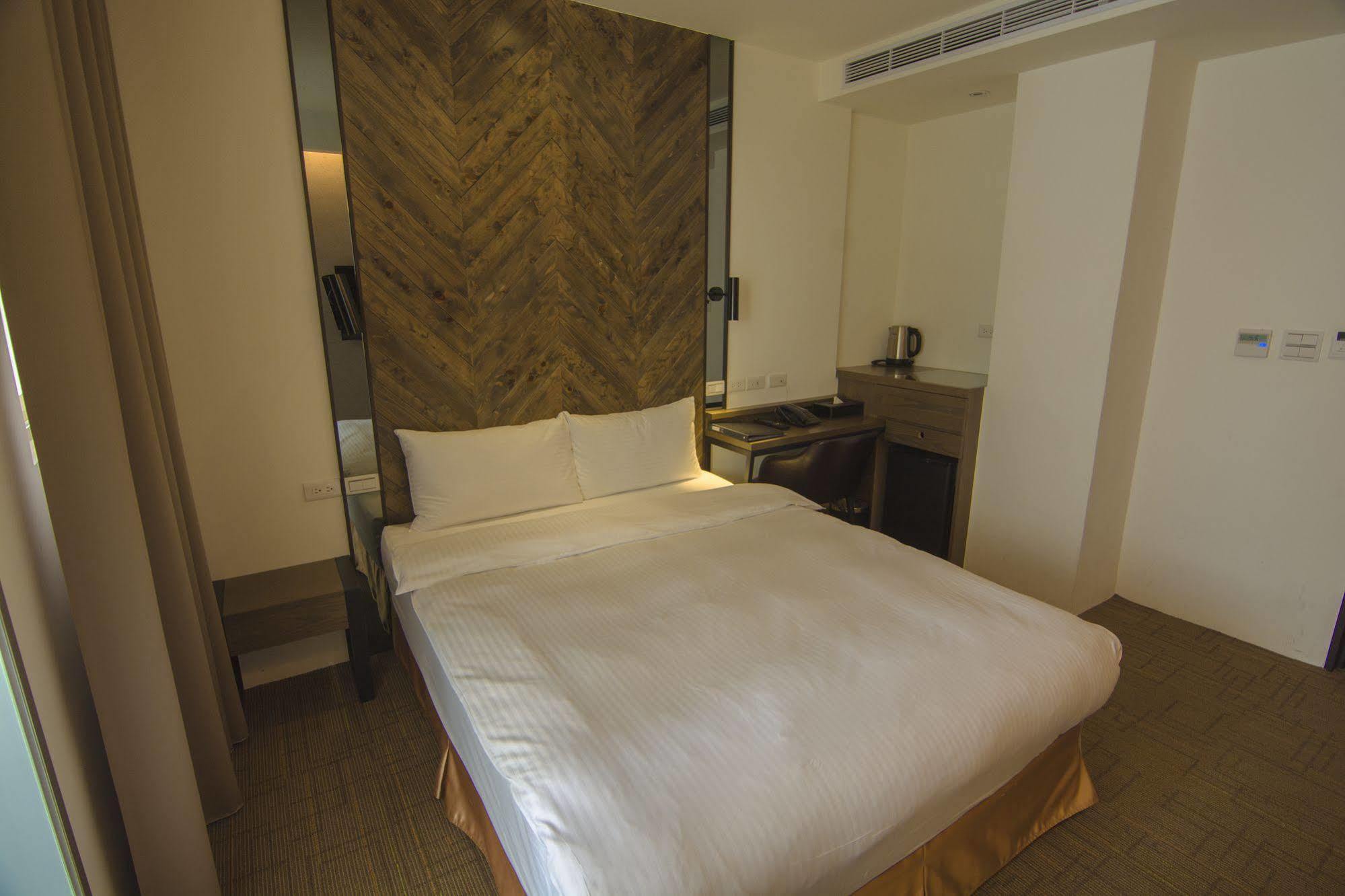 O2 Hotel Taipei Main Station Zewnętrze zdjęcie